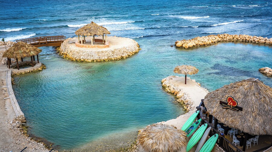 Tiamo Beach Resort and Spa