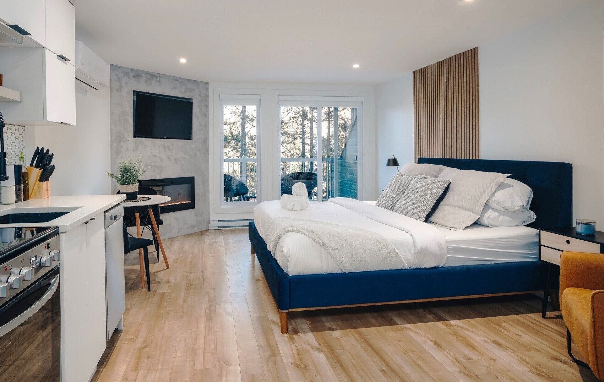 Studio Deluxe, ban công, quang cảnh sân vườn