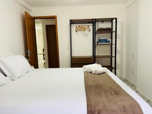 2 dormitorios, tabla de planchar con plancha, wifi y ropa de cama