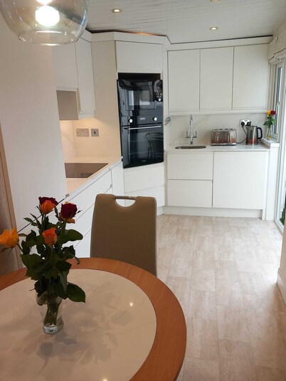 1800s Irish Cottage Escape – 5 mins walk to the village with baby amenities