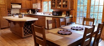 Beautiful Cabin at V5 Vineyards