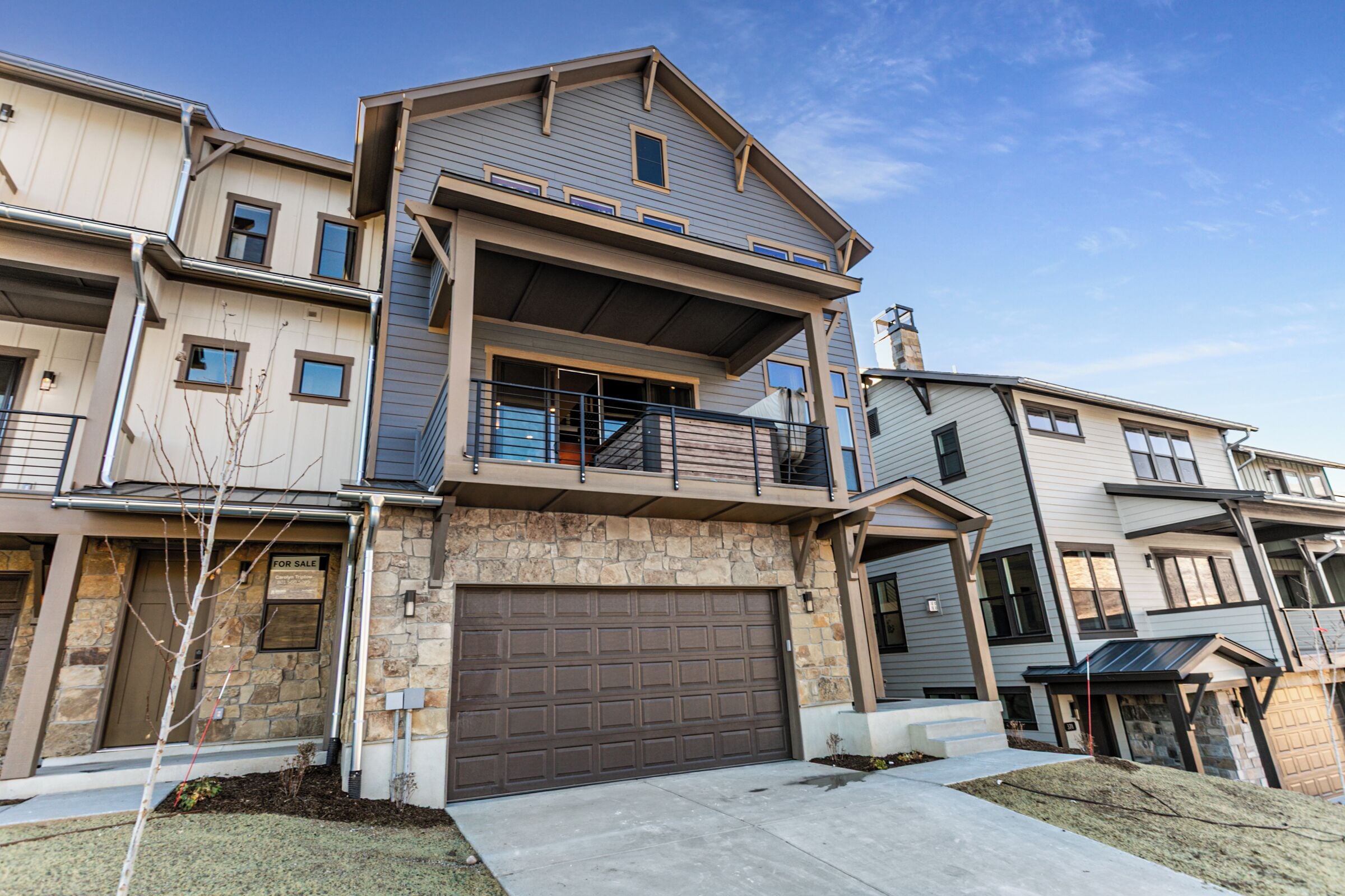 Deluxe Condo, Balcony, Mountain View | Exterior