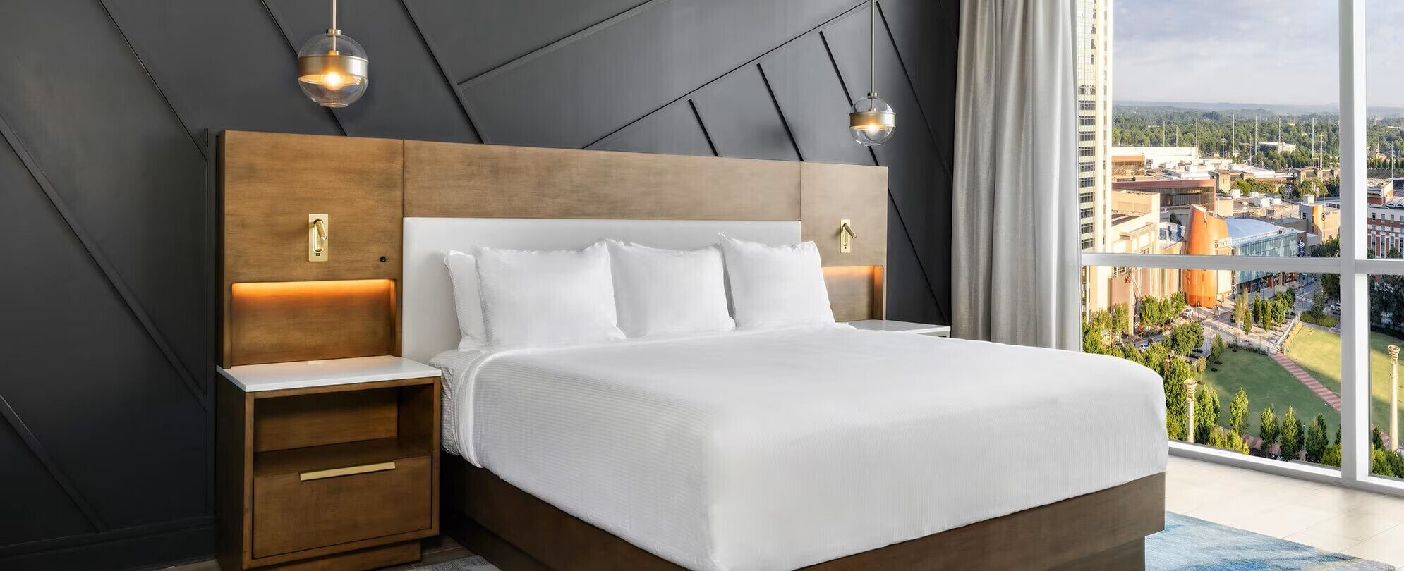 1 slaapkamer, een strijkplank/strijkijzer, wifi, beddengoed