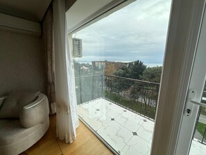 Interior - Formula 1 View apartment in center of Baku (Baku)