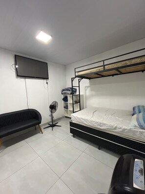 Room - Studio apartment (accommodation) near UNESP. (Botucatu)