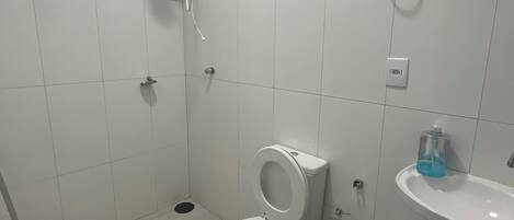 Toallas y papel de baño
