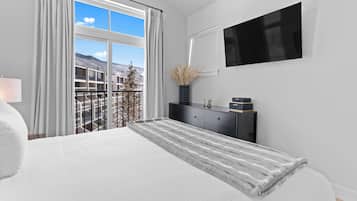 Condo (3 Bedrooms) | Exterior