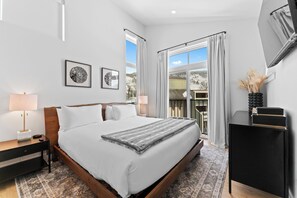 Condo (3 Bedrooms) | Exterior - Brightwood #301, Building 2 (Keystone)