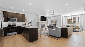 Condo (3 Bedrooms) | Exterior