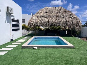 Property grounds - Compact villa central to the island (Willemstad)