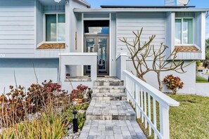 Exterior detail - Southern Harbor Retreat | Heated Pool, Game Room & Easy Walk to the Beach (Indian Rocks Beach)
