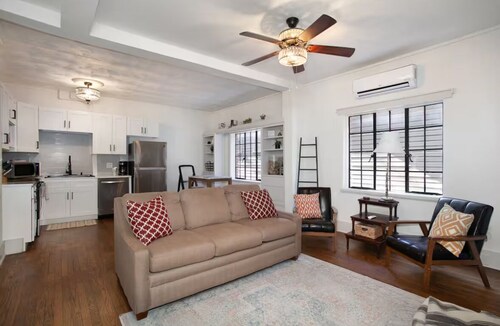 Prime football location- condo walking distance from stadium