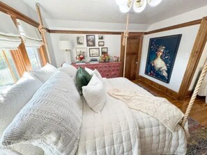 Desk, iron/ironing board, travel cot, free WiFi