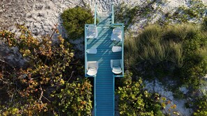 Property grounds - Happy Ours – NEW LISTING, Direct Beachfront Home On Magnolia (Anna Maria)
