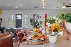 Dining - Scottsdale 4 BR Retreat w/ Pool, Fire Pit, Pool Table, Shuffle board, BBQ (Scottsdale)