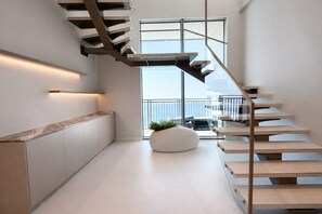 Interior - Exclusive Palm View Penthouse, Terrace & Pool (Dubai)