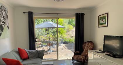 Peaceful place in Adelaide Hills self-contained. Super Clean!