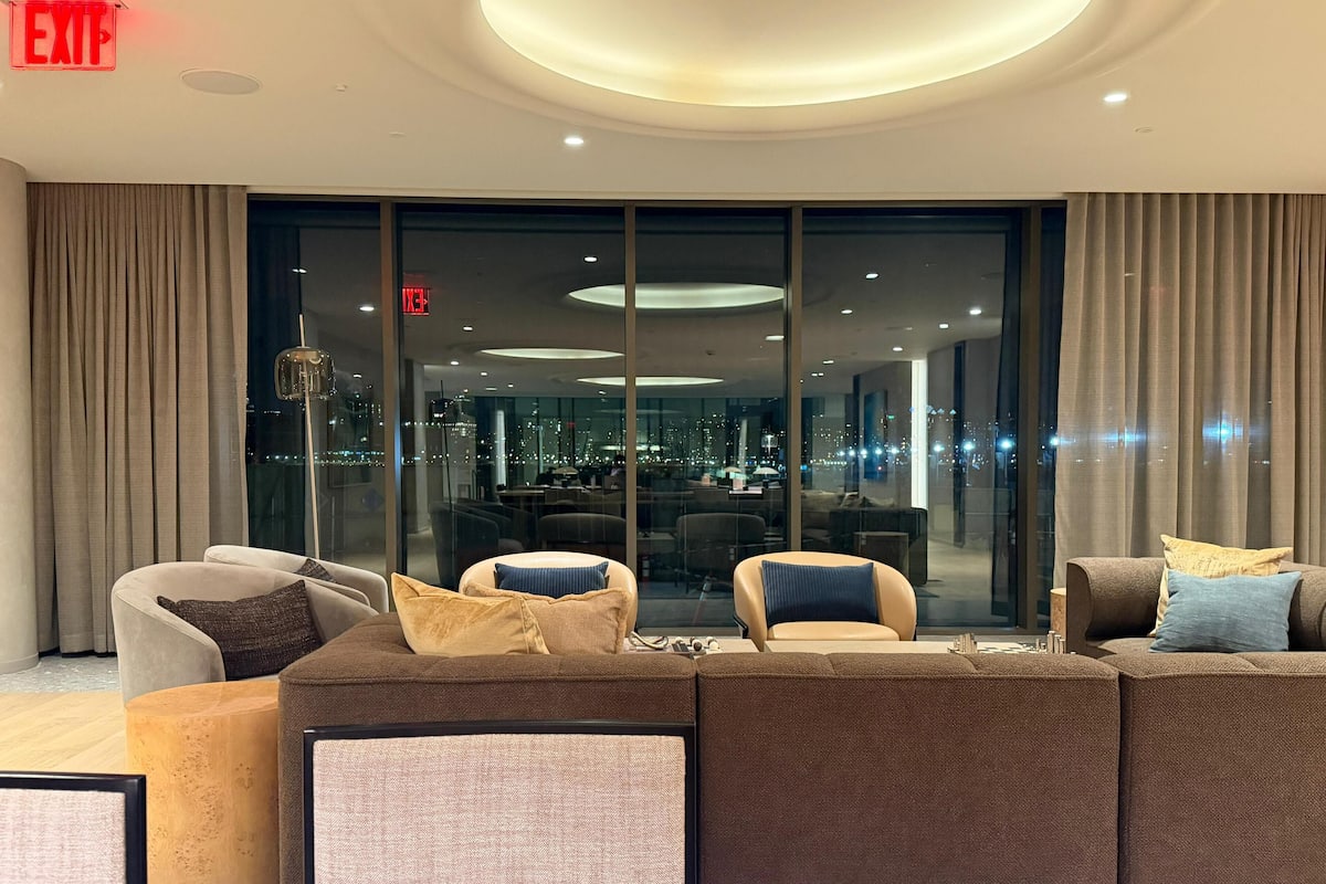 Chambre Double Classique, vue ville | Intérieur