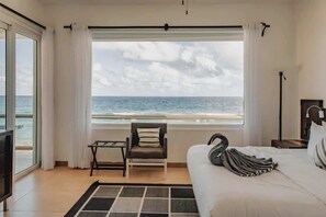 Iron/ironing board, travel cot, WiFi, bed sheets - Relaxing Villa by the Sea - Chef & Housekeeping (Tankah Pueblo)