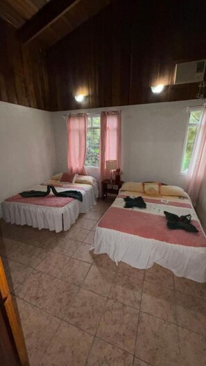 Room - Casa la Guaria (La Fortuna)