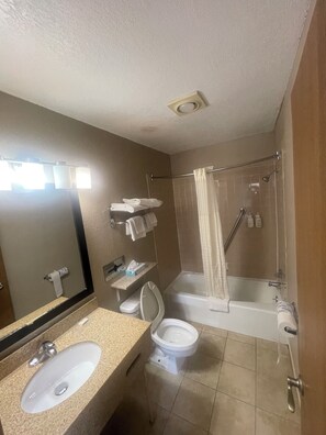 Bathroom - AmericInn by Wyndham Council Bluffs IA (Council Bluffs)