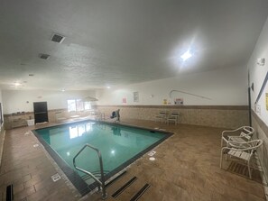 Pool - AmericInn Council Bluffs IA (Council Bluffs)