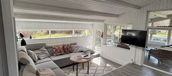 Helles Ferienhaus nur 300 m vom Wasser