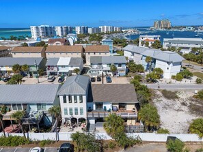 Exterior - Destin Townhome • Walk to Sandy Beach and Water Taxi (Destin)