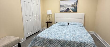 2 bedrooms, WiFi, bed sheets