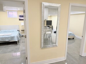 2 bedrooms, WiFi, bed sheets - Two Bedrooms Basement Apartment - Heartland Area (Mississauga)