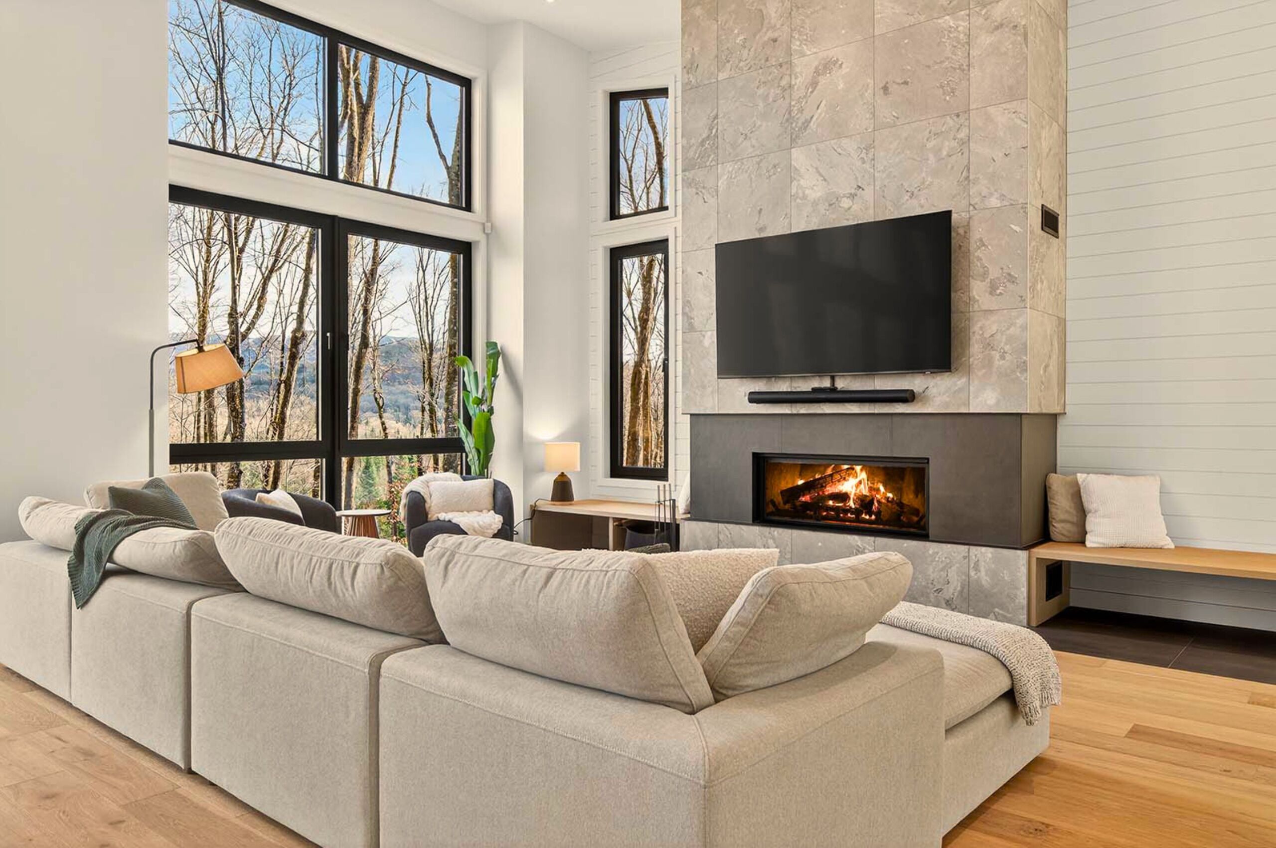 New! Forêt De Verre | 7 Min To Village | Hot Tub, Firepit & Entertainment | 16 Guests - Laurentides
