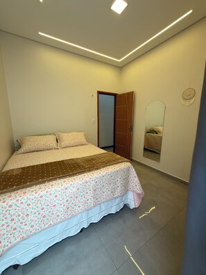 Basic House, 3 Bedrooms, Non Smoking | Free WiFi - Casa Cazuza (Barreirinhas)