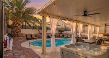 Pool & Hot tub • Game Room • King Beds • 22 Guests Max