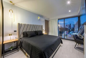 2 bedrooms, iron/ironing board, WiFi, bed sheets - Elegant Modern Pool Gym Point Sâo Paulo-Andares (Guadalajara)