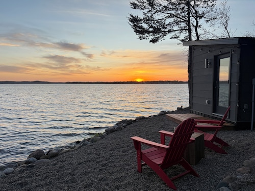 Big Birch Lake Cabin & Shoreline Bunkhouse - Dock, Sunset Views, Family Friendly