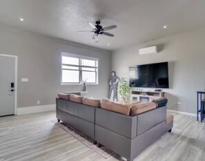 Living area - 3 Bedroom Throwback Military Base Themed Building (Fort Smith)