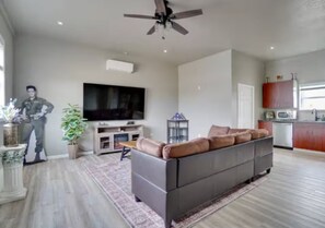 Living area - 3 Bedroom Throwback Military Base Themed Building (Fort Smith)