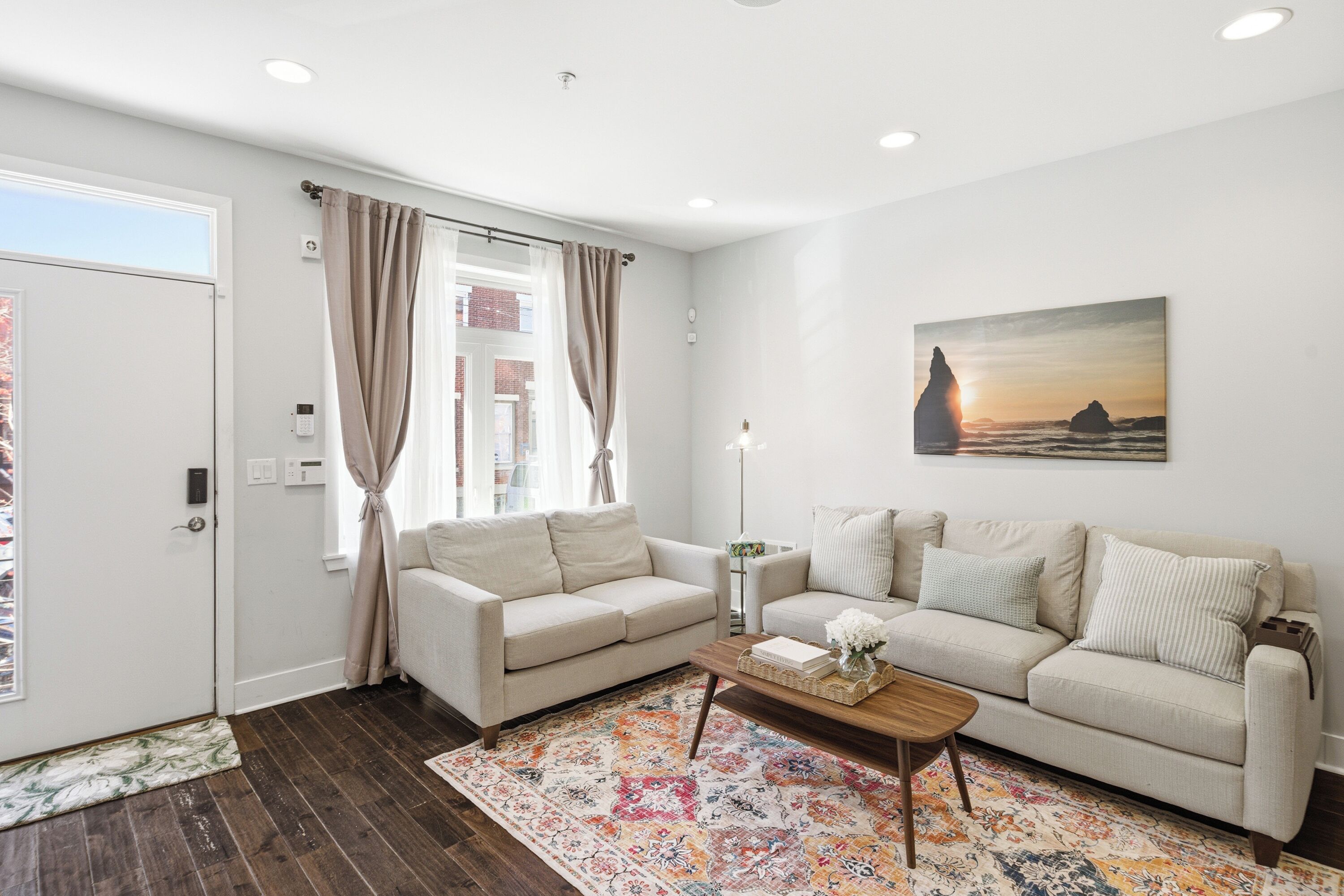 Luxury Fishtown - 3 Ensuite Br - Roofdeck+bar+backyard- Perfect For 6- Sleeps 10 - Cherry Hill, NJ