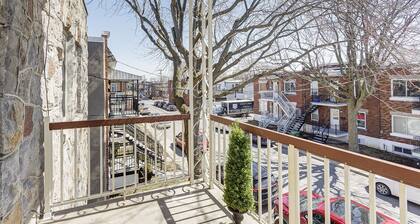 Cozy 1-bedroom studio in lovely Montréal close St. Lawrence River