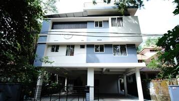 Apartment, 2 Bedrooms, Air conditioning | Exterior