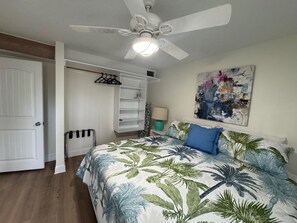 Comfort tweepersoonskamer, uitzicht op tuin | Een strijkplank/strijkijzer, gratis wifi