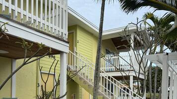 Kahden hengen comfort-huone, näköala puutarhaan | Ulkoalueet