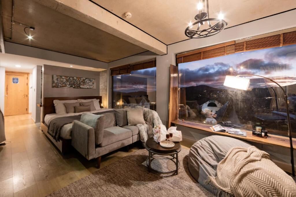 디럭스 펜 트하우스, 발코니, 정원 전망 | 내부