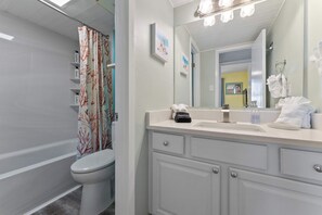 Shower, hair dryer, towels, soap - Beachfront 2BR Condo with Pool and Beach Access (Gulf Shores)