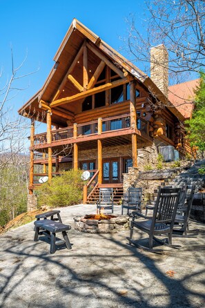 Terrace/patio - New Cabin! Family Fun - 6 BR - Smoky Mountains Views, Hot Tub, Arcades (Gatlinburg)