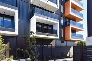 Exterior - Stylish Manchester Street City Stay (Christchurch)