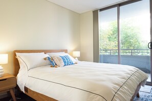 2 Schlafzimmer, Schreibtisch, Bügeleisen/Bügelbrett, kostenloses WLAN
