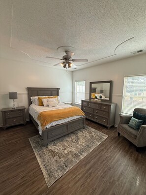 3 bedrooms, WiFi, bed sheets - 3-bedroom townhome in brilliant Pooler with cool AC (Pooler)