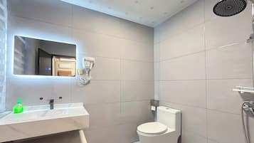 Comfort Twin Room, Lanai, Mountain View | Bathroom | Shower, hair dryer, slippers, towels