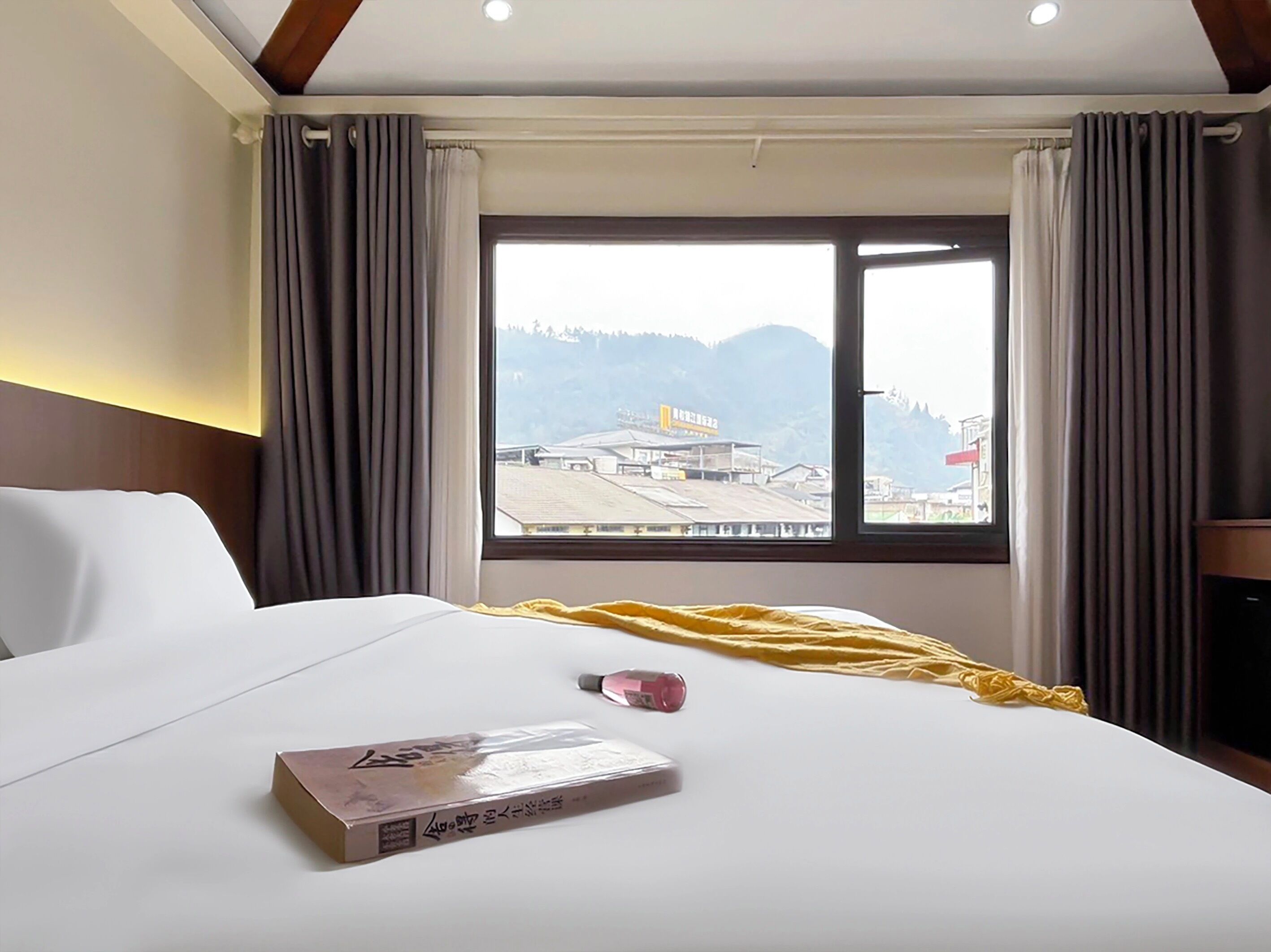 ห้องคอมฟอร์ทดับเบิลหรือทวิน, ระเบียง, วิวภูเขา